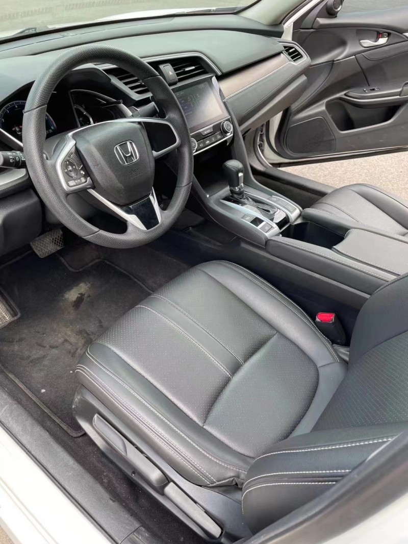 盐城17年本田思域3