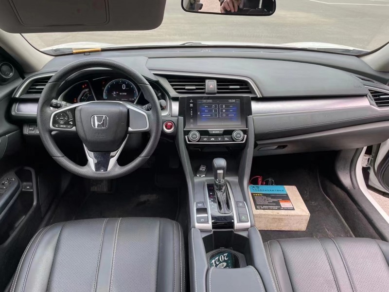 盐城17年本田思域2