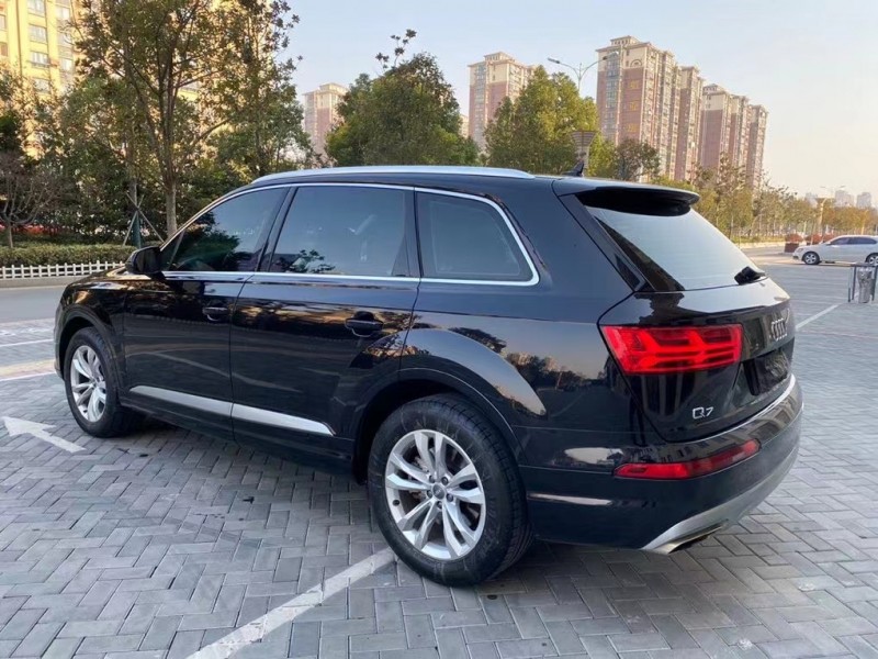 盐城18年奥迪Q75