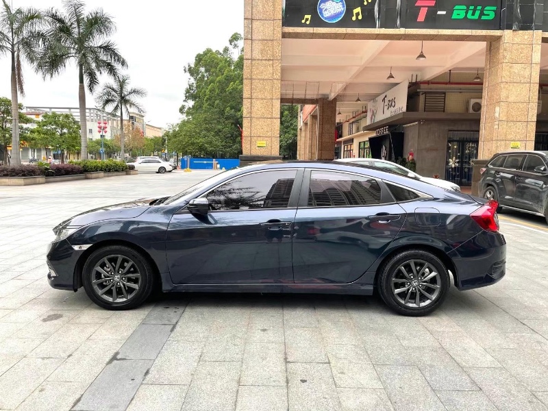 佛山19年本田思域7