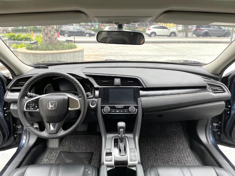 佛山19年本田思域2