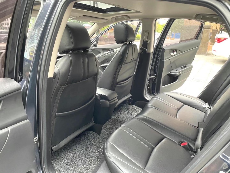 佛山19年本田思域4