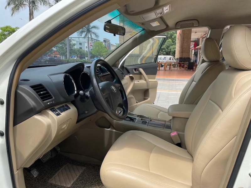 佛山13年丰田汉兰达6