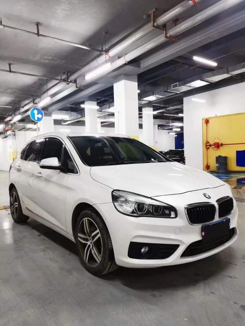 武汉15年宝马2系2