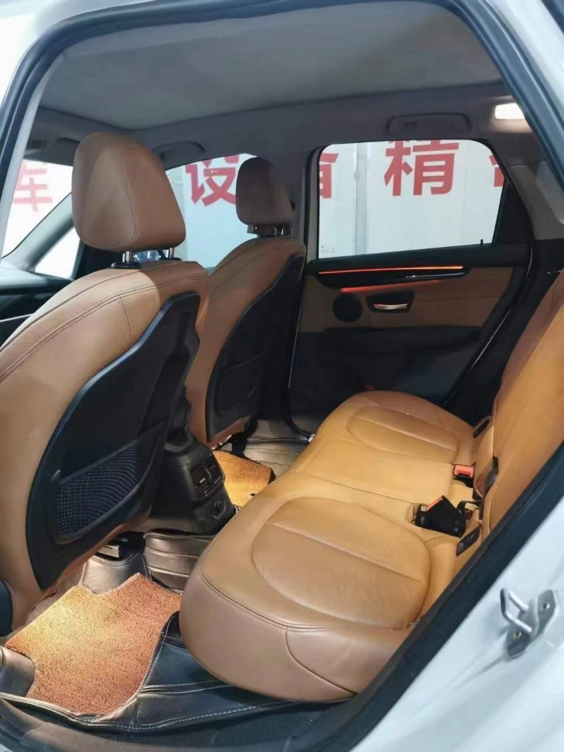 武汉15年宝马2系5