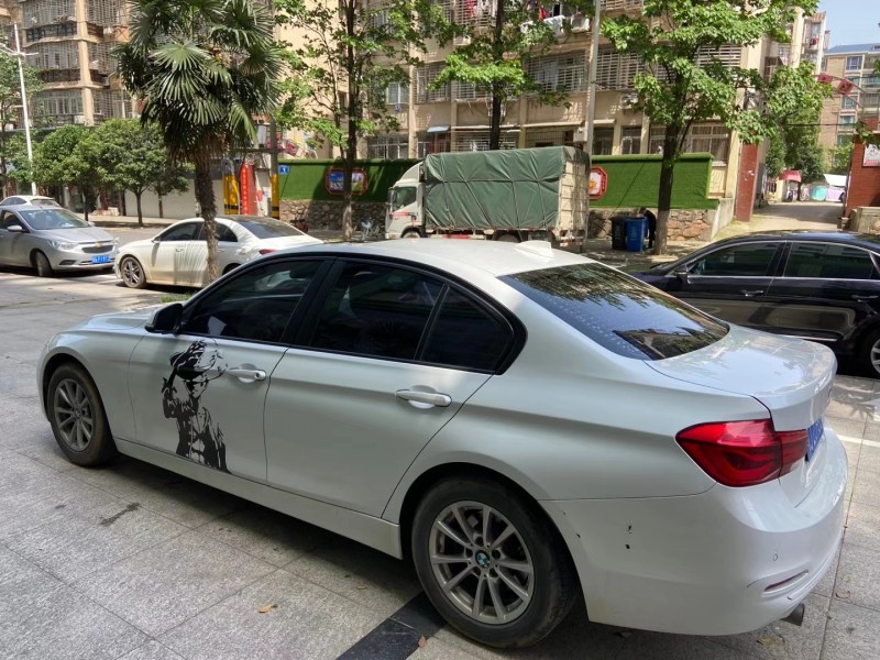 武汉16年宝马3系9