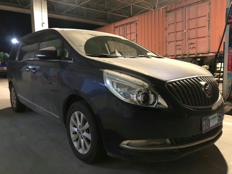 青岛15年别克GL82