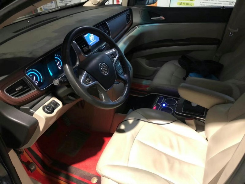 青岛15年别克GL88