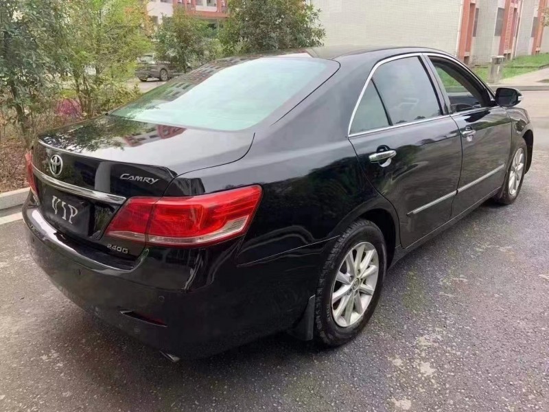 成都09年丰田凯美瑞3