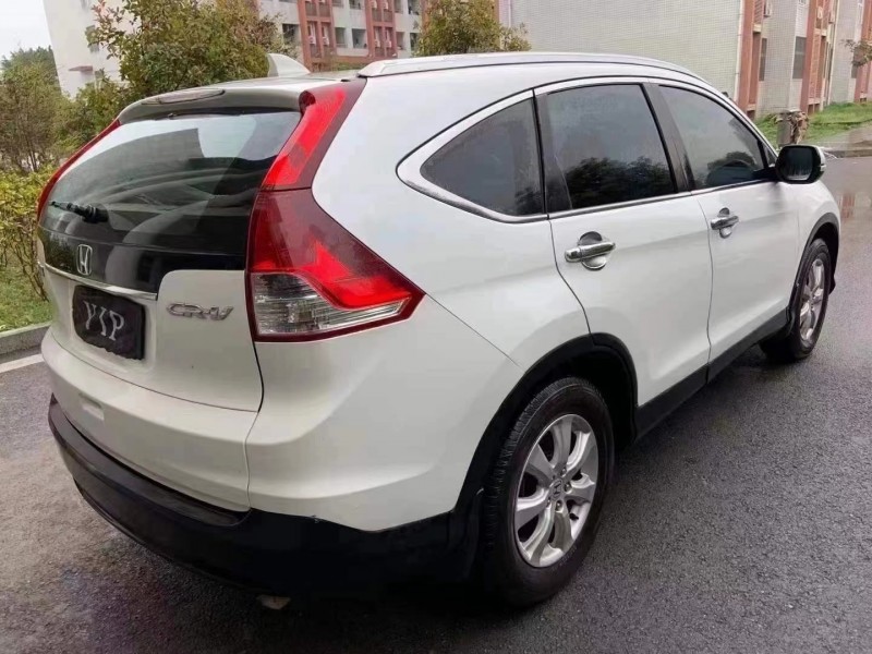 成都15年本田CR-V9