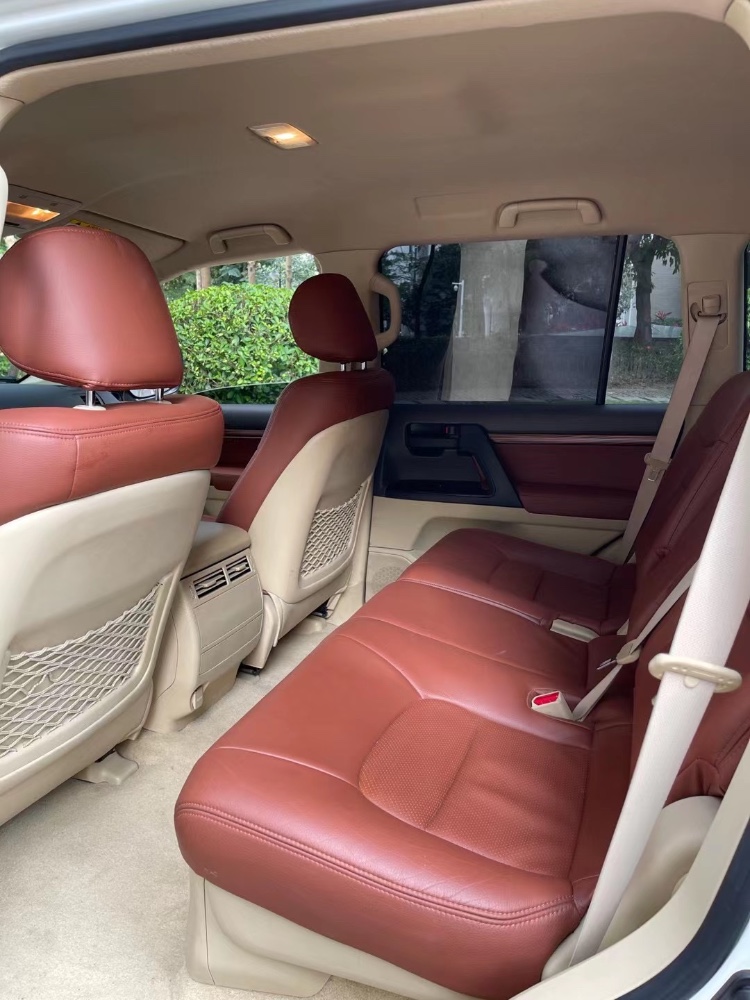 中山18年丰田兰德酷路泽3