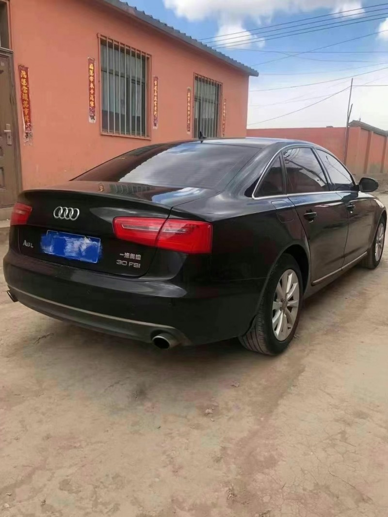 呼和浩特13年奧迪A6L8