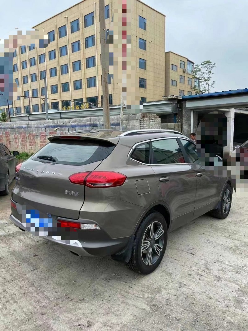 北京18年獵豹汽車CS108