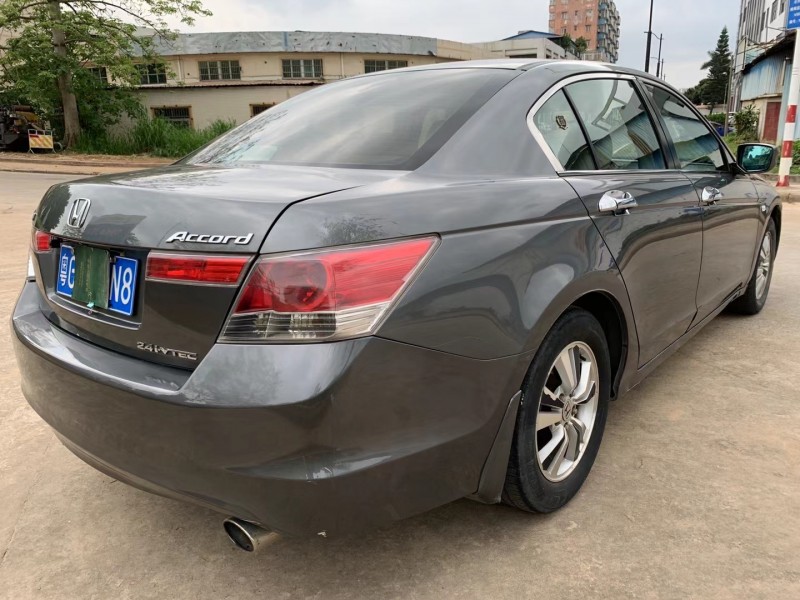 江门08年本田雅阁1