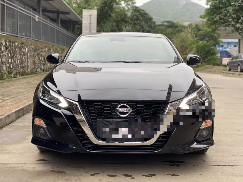 柳州21年日產天籟1