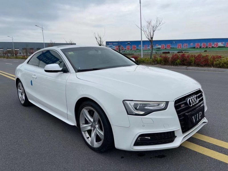 盐城12年奥迪A52