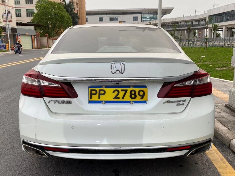 广州17年本田雅阁5