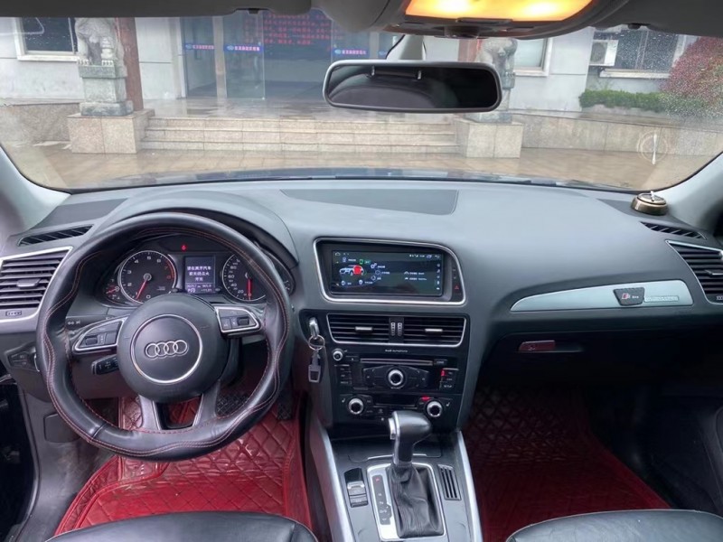 盐城15年奥迪Q58