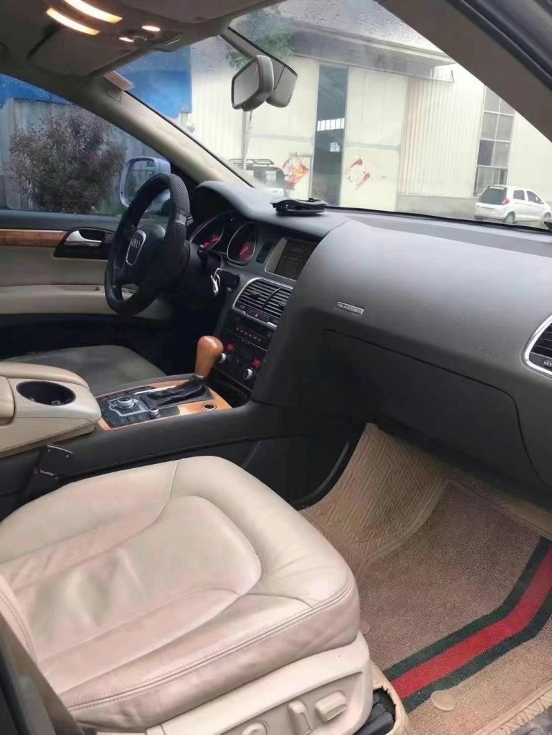 郑州09年奥迪Q75