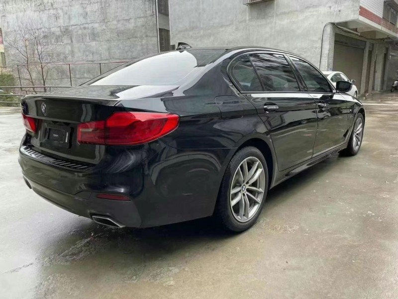 邵阳18年宝马5系8