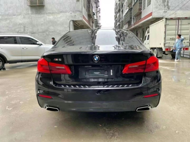 邵阳18年宝马5系9