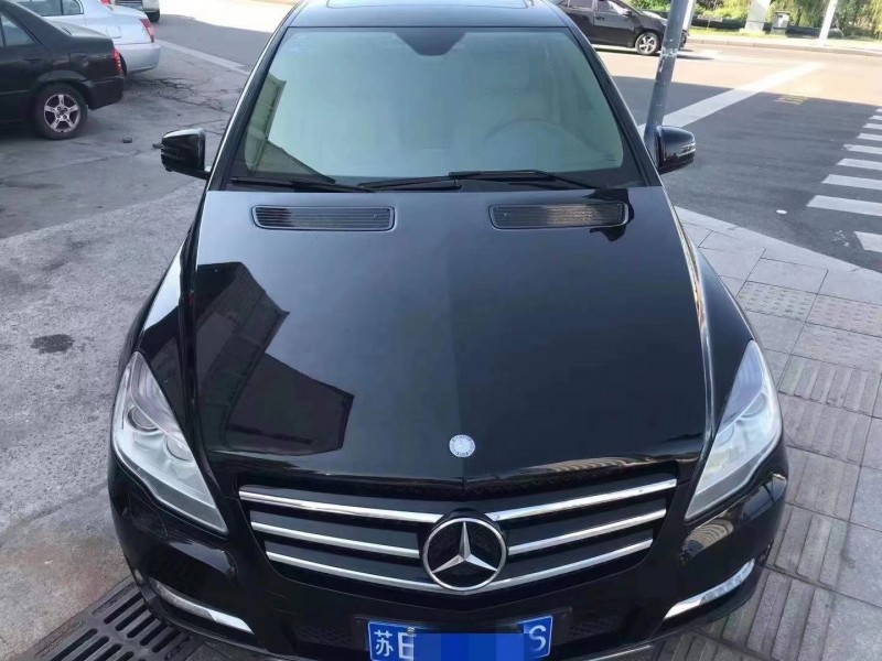 济宁12年奔驰R8
