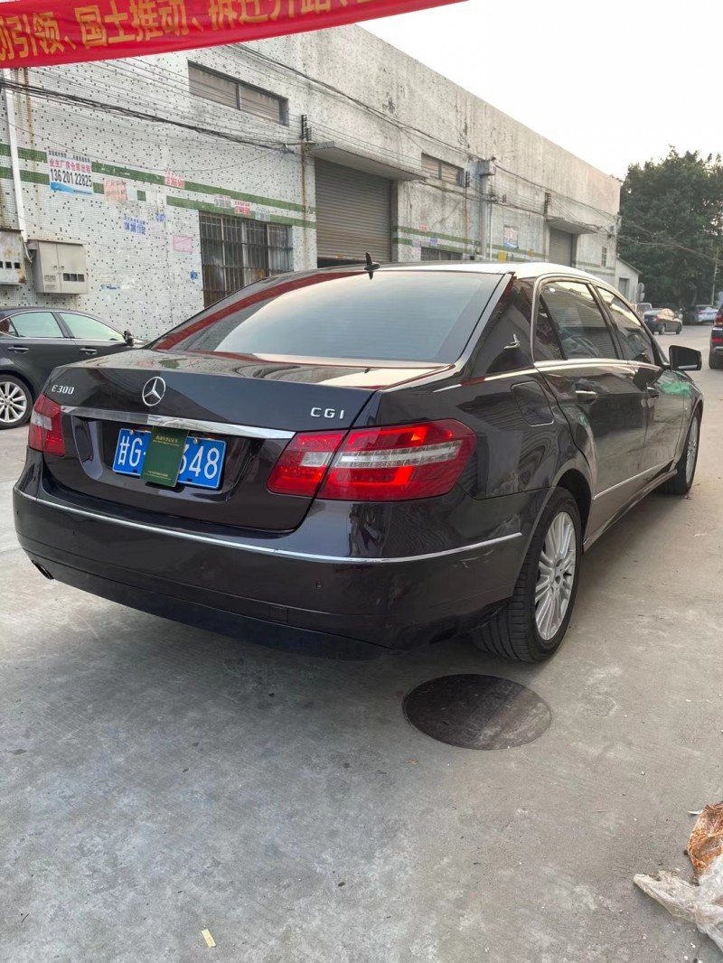 广州12年奔驰E4