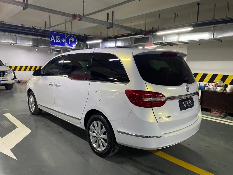 成都19年别克GL84