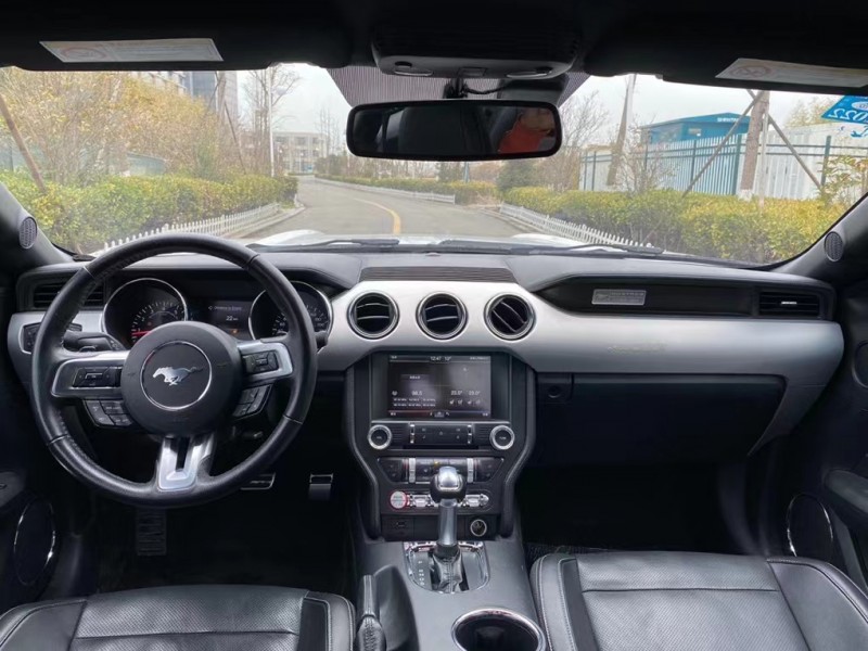 盐城15年福特野马8