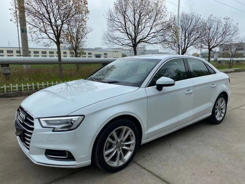 盐城19年奥迪A33