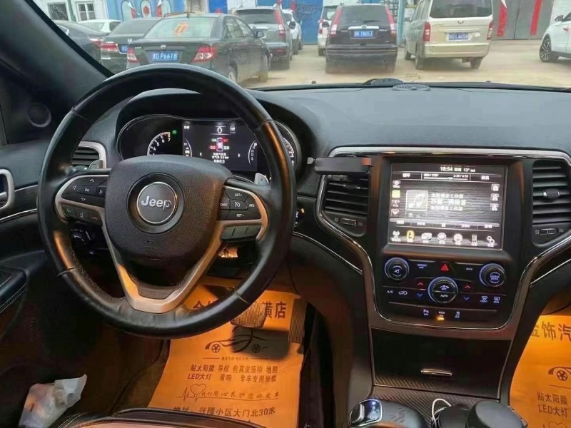 大同15年Jeep大切諾基6