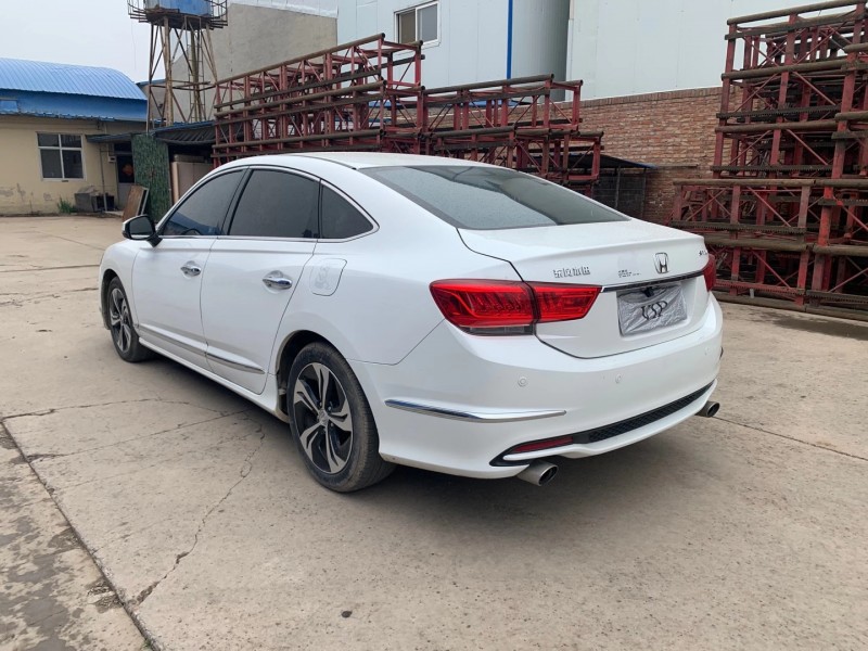 廊坊15年本田思铂睿6