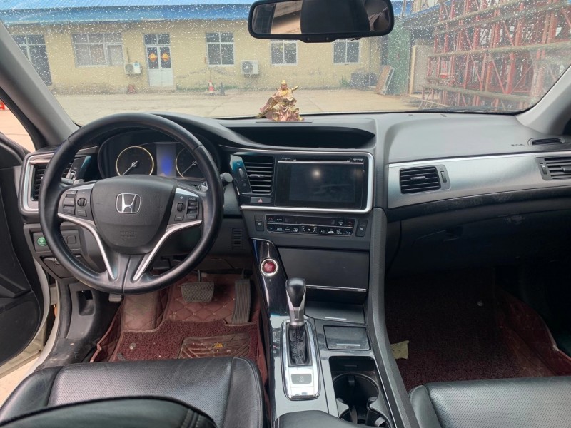 廊坊15年本田思铂睿9