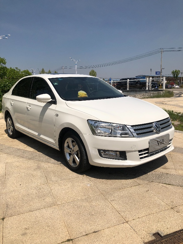 枣庄15年大众桑塔纳7