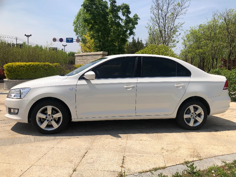 枣庄15年大众桑塔纳5