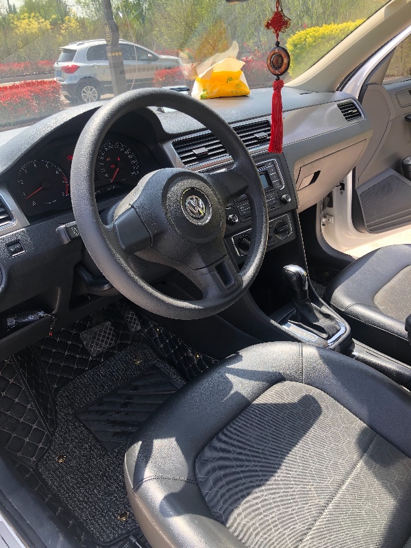 枣庄15年大众桑塔纳2