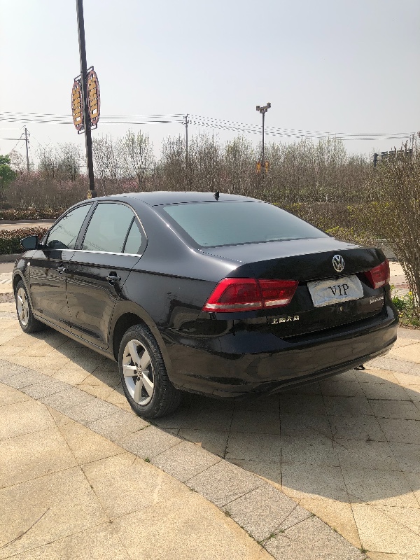 枣庄15年大众桑塔纳5