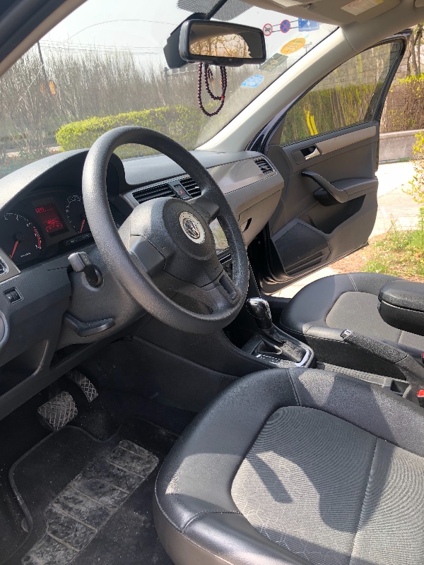 枣庄15年大众桑塔纳4