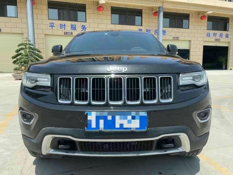 武漢16年Jeep大切諾基1
