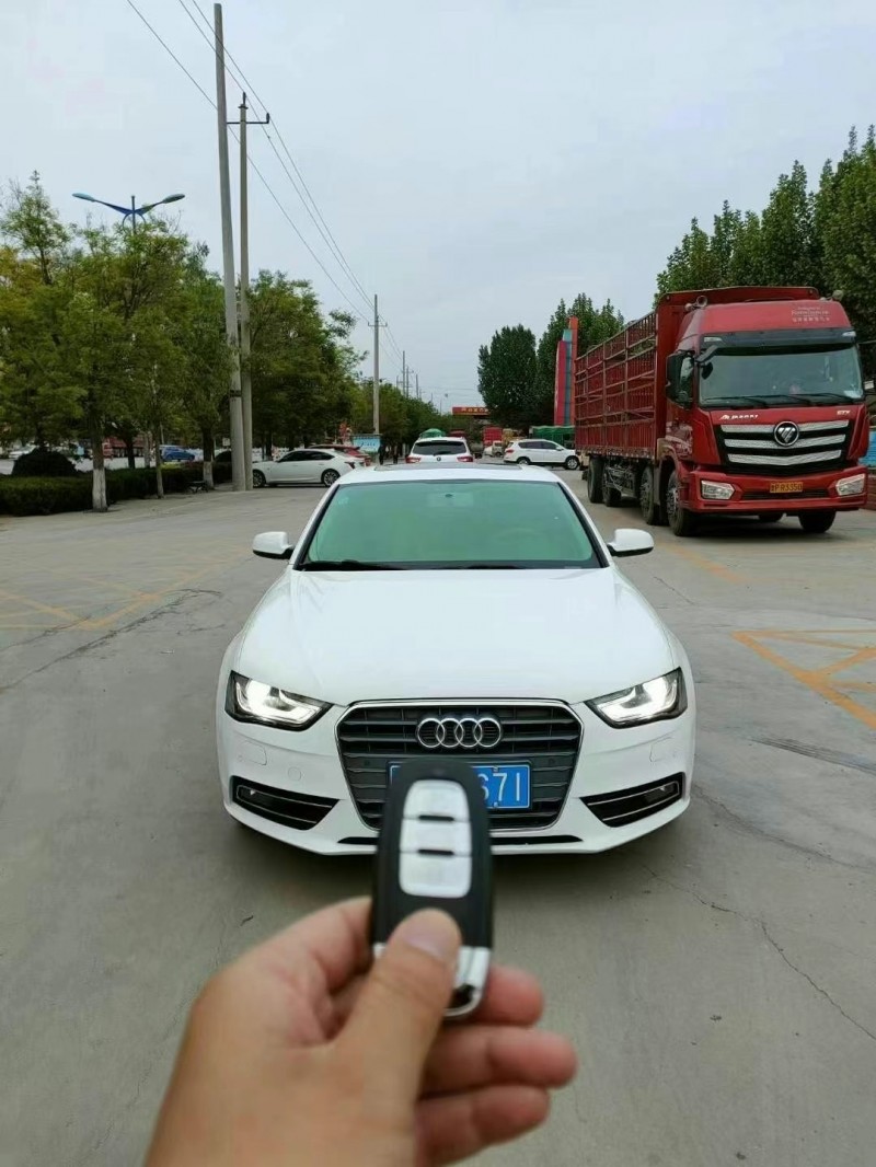 泰安14年奥迪A4L1