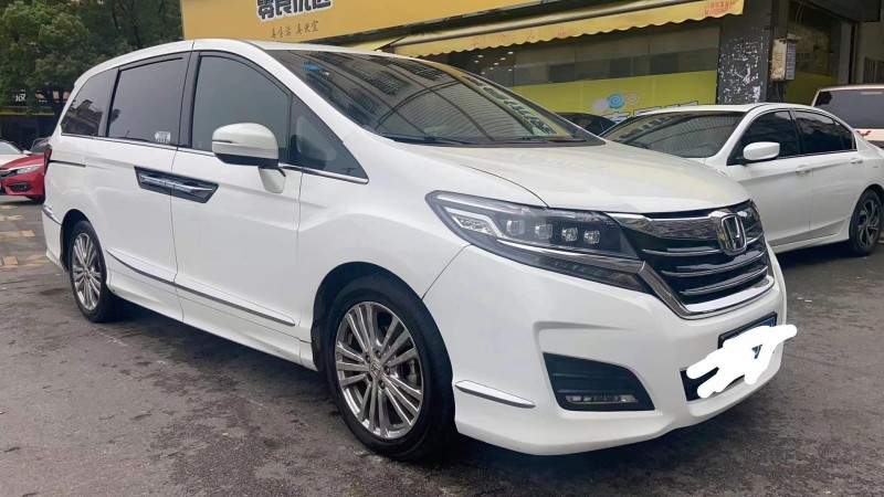 益阳16年本田艾力绅2