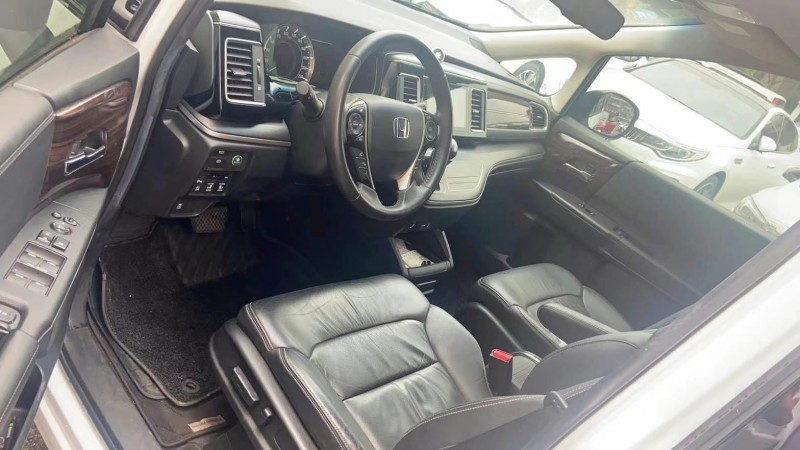 益阳16年本田艾力绅6