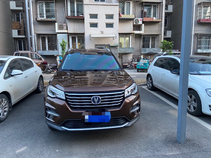 北京19年長安汽車CS759