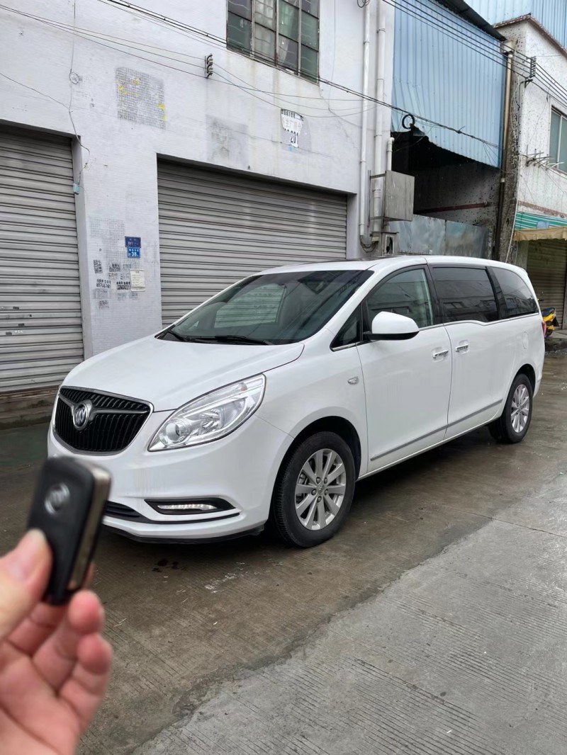 广州20年别克GL82