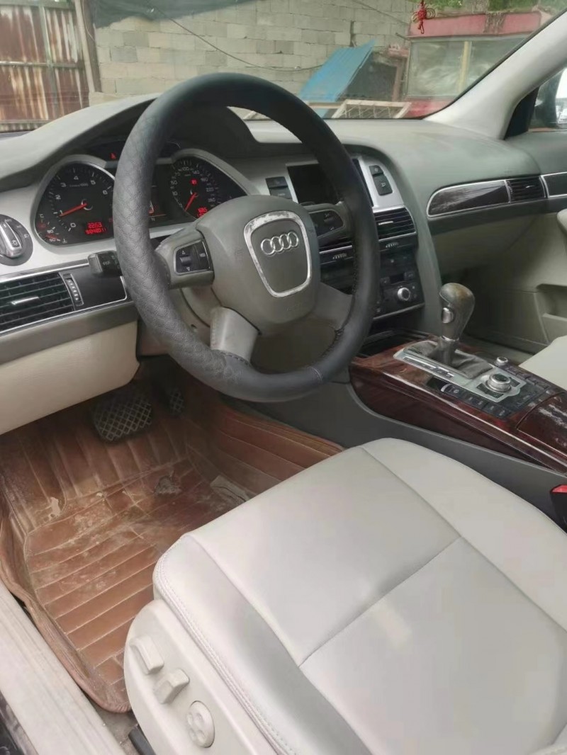 青岛12年奥迪A6L7