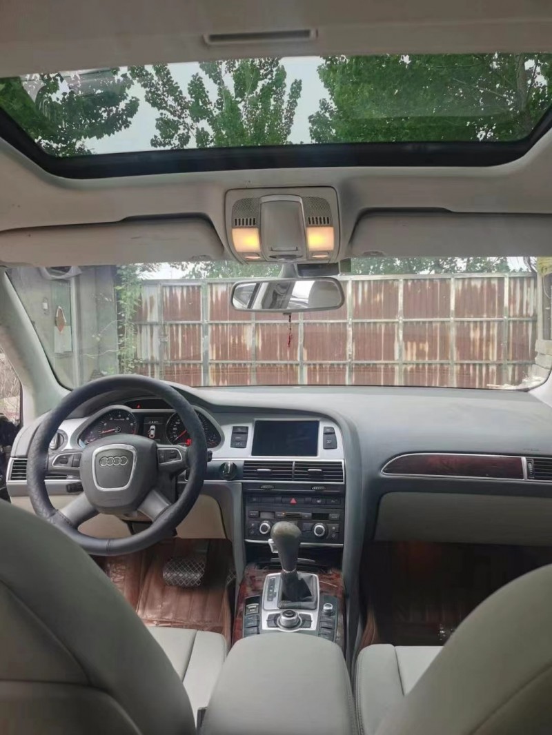 青岛12年奥迪A6L3