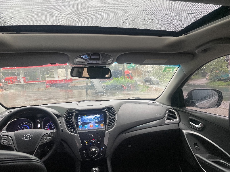 益阳13年现代全新胜达1