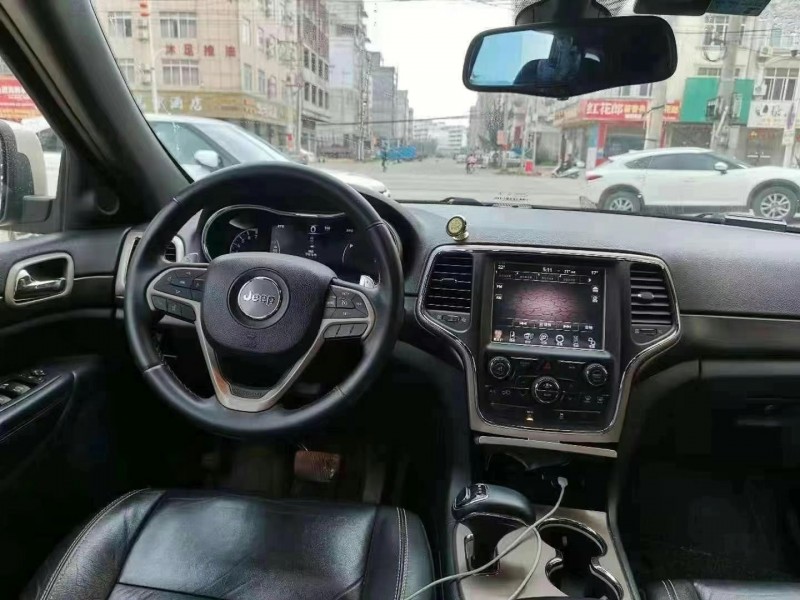廣州14年Jeep大切諾基8