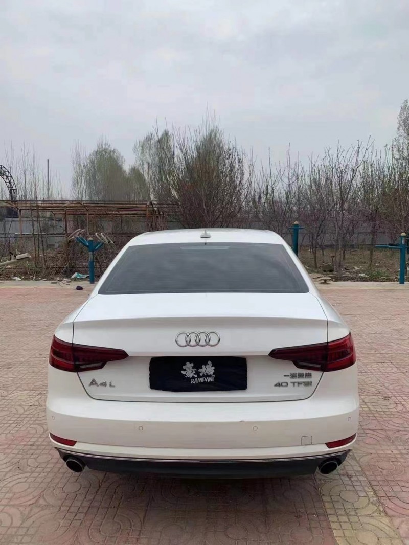 枣庄18年奥迪A4L9