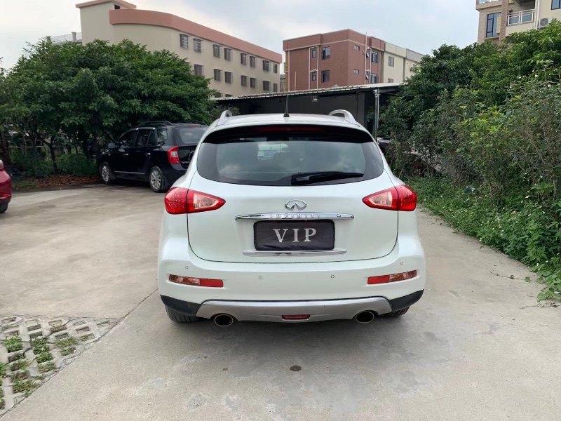 佛山17年英菲尼迪QX502